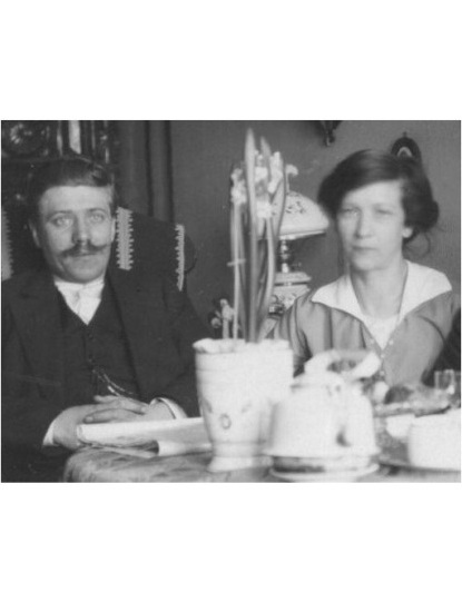 Fredik Cassel and Milda Cassel born Pettersson.